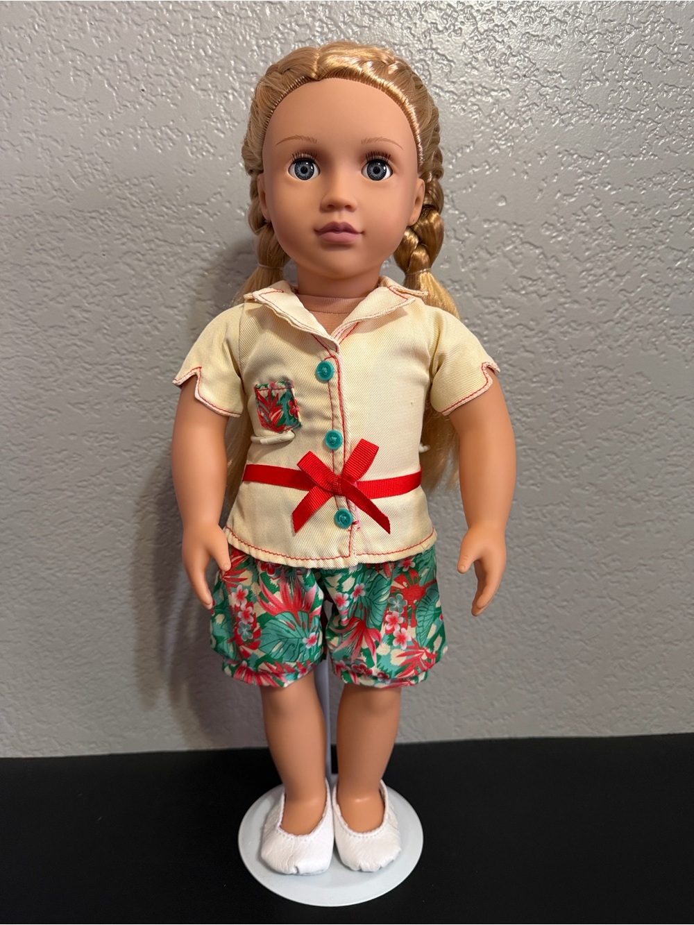 Our Generation Beautiful 18" Doll
Blonde with Blue Eyes in cute Floral Outfit